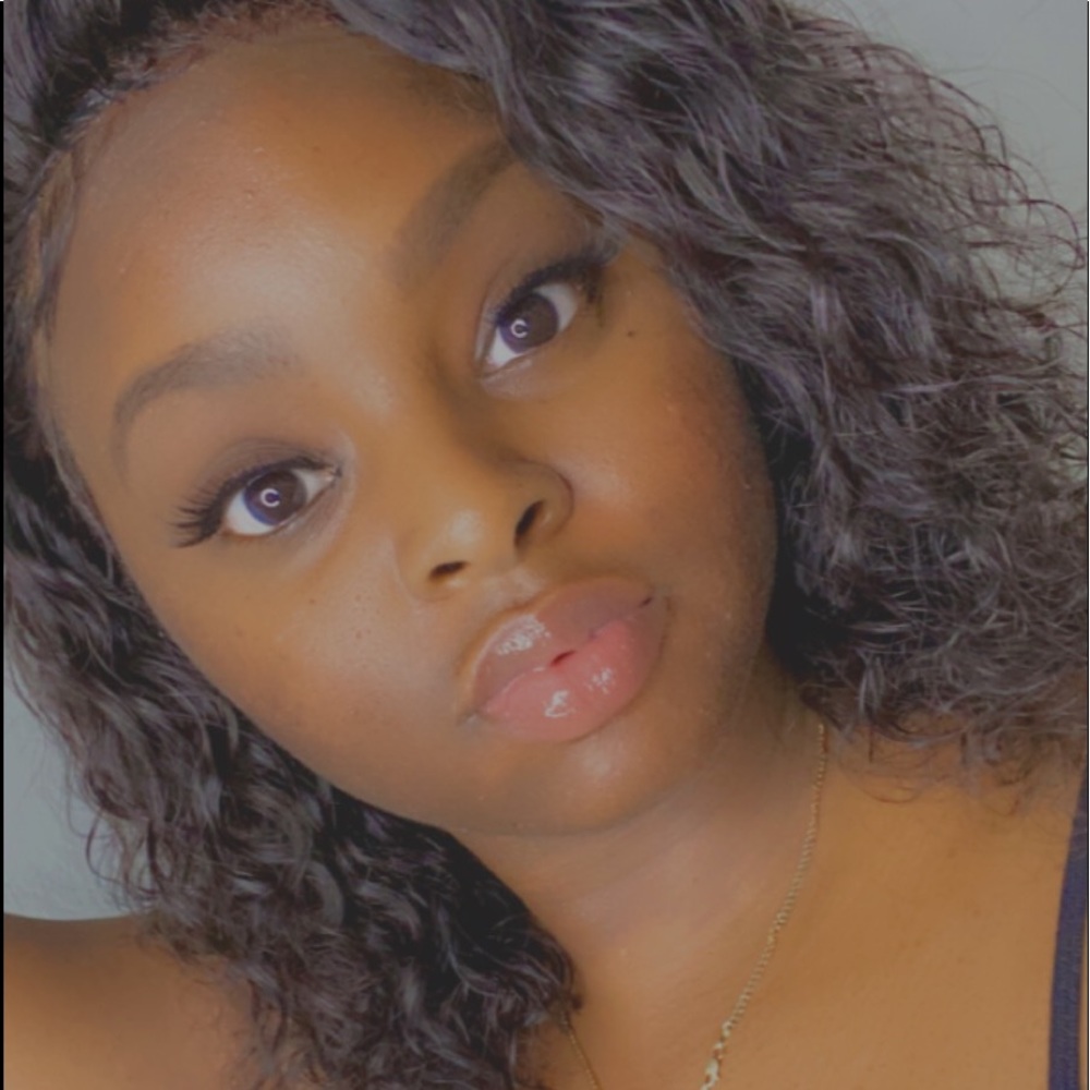 Meet your Posher, Jada